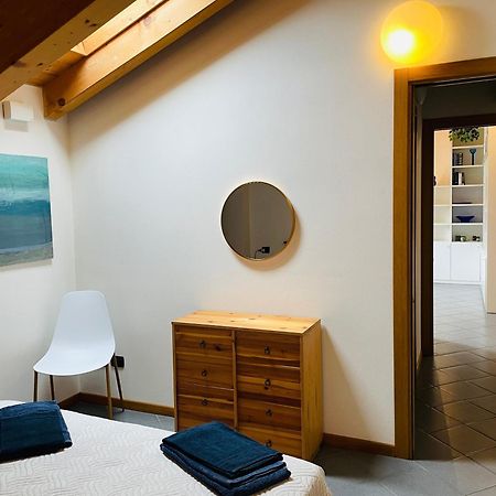 Blue Lake Apartment 20M From The Lake With Box Colico Exterior photo